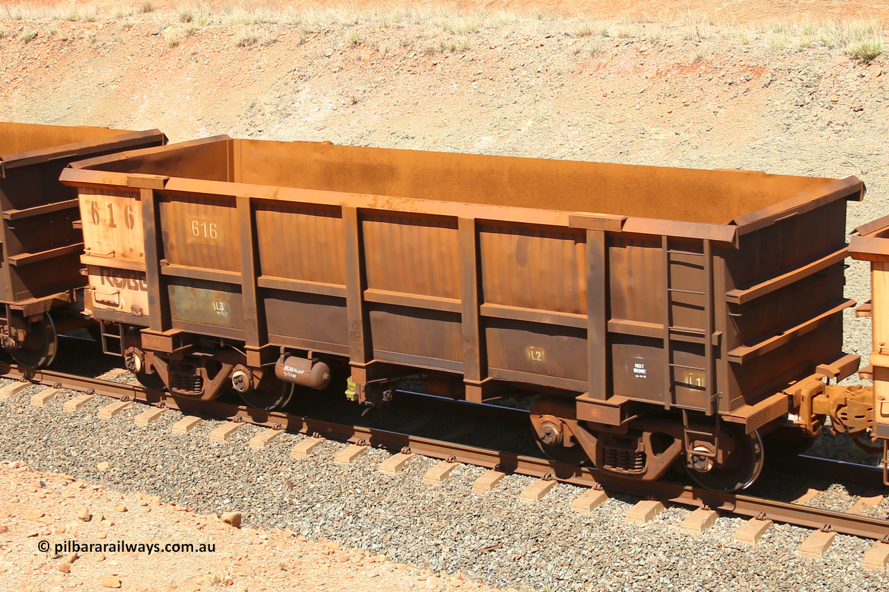 0616 160306 1237
Robe River ore waggon 616, built by Tomlinson Steel WA, fixed coupler non-handbrake side empty view at Greenpool on the Cape Lambert line. March 6, 2016.
Keywords: 616;Tomlinson-Steel-WA;Robe-ore-waggon;