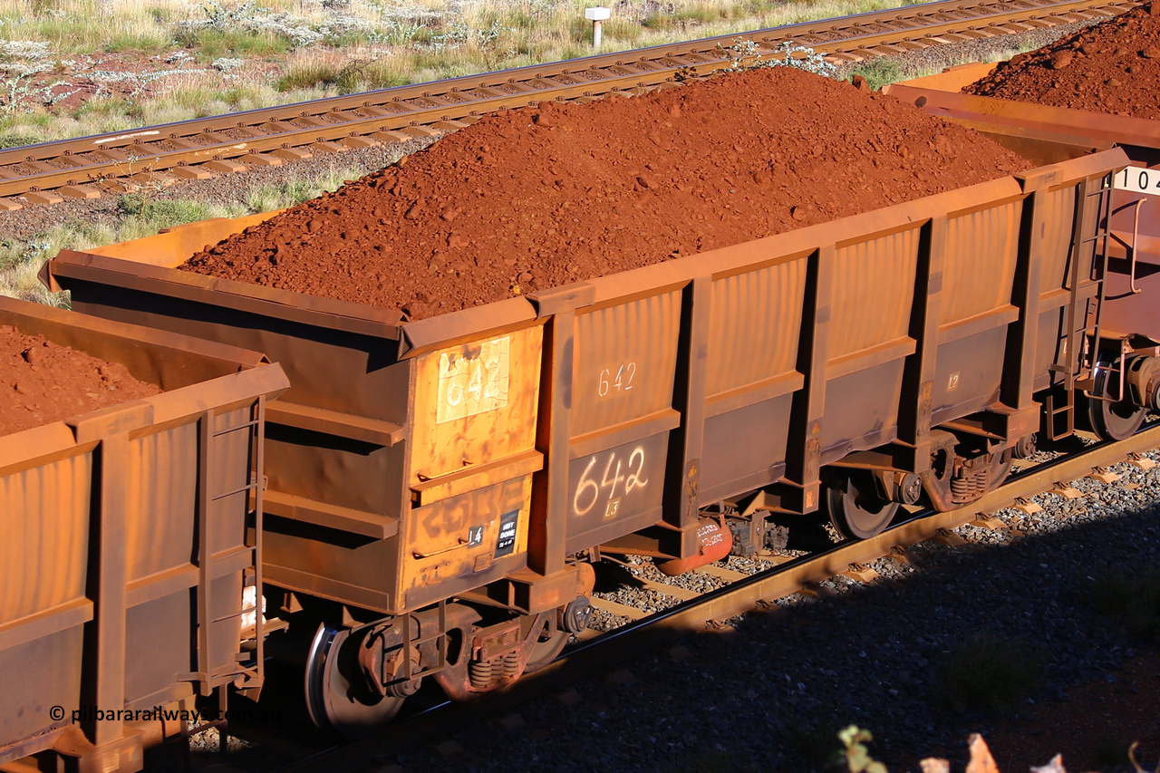 0642 210322 9751
Robe River ore waggon 642, built by Tomlinson Steel WA, rotary coupler end non-handbrake side loaded view at the 17 km on the Cape Lambert line, March 22, 2021.
Keywords: 642;Tomlinson-Steel-WA;Robe-ore-waggon;