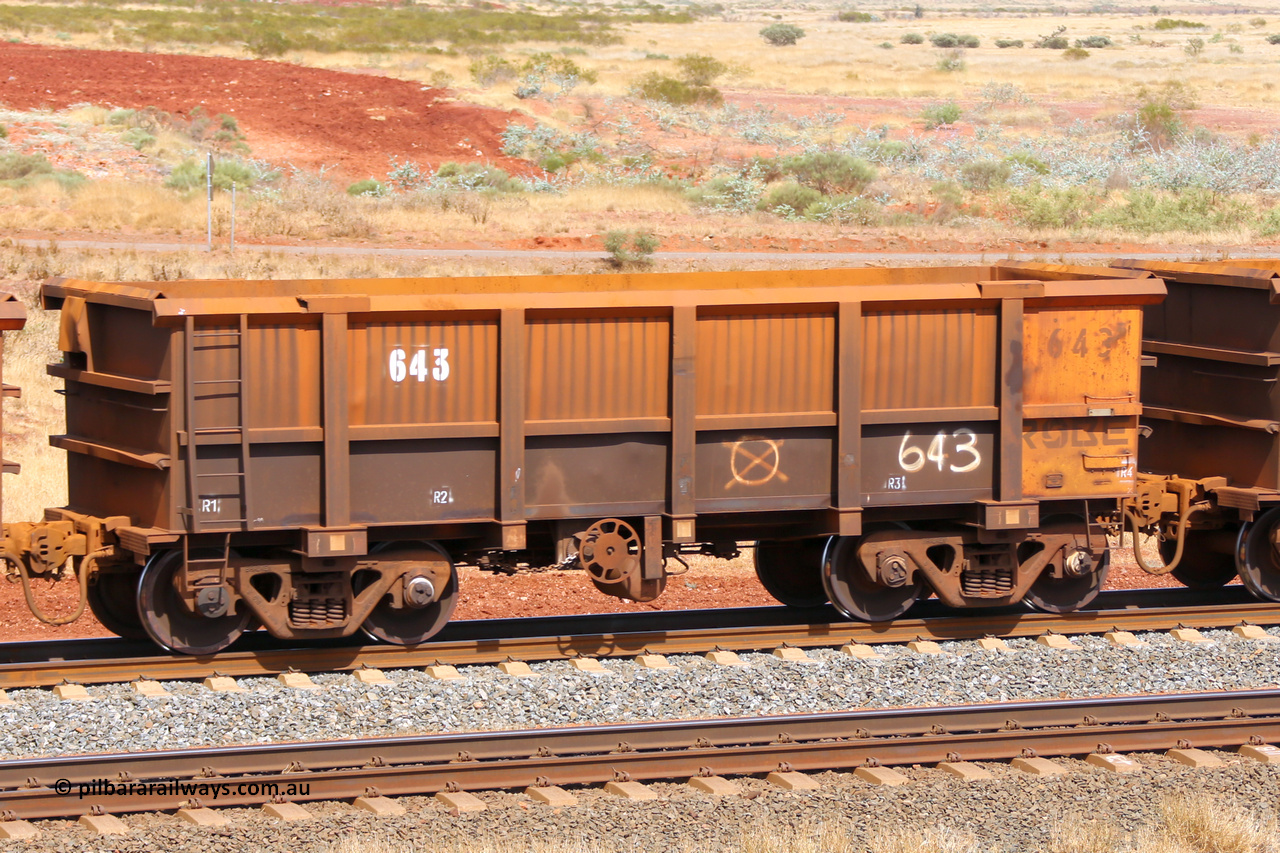 0643 141124 6798
Robe River ore waggon 643, built by Tomlinson Steel WA, fixed coupler handbrake side empty view at the 25 km at Arches Siding on the Cape Lambert line. November 24, 2014.
Keywords: 643;Tomlinson-Steel-WA;Robe-ore-waggon;
