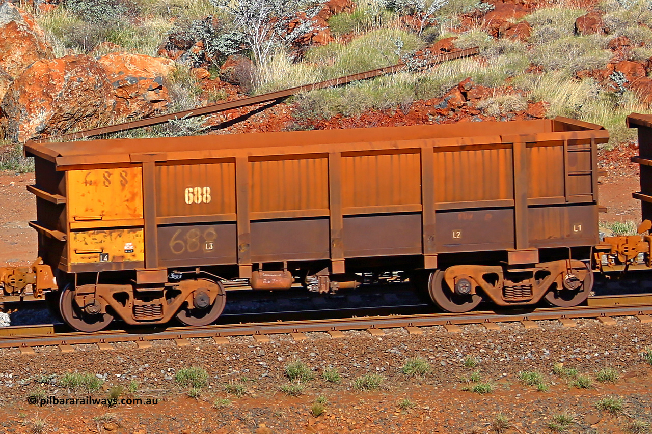 0688 180616 1717
Robe River ore waggon 688, built by Tomlinson Steel WA, rotary coupler end non-handbrake side empty view at the 38 km, Harding on the Cape Lambert line, June 16, 2018.
Keywords: 688;Tomlinson-Steel-WA;Robe-ore-waggon;