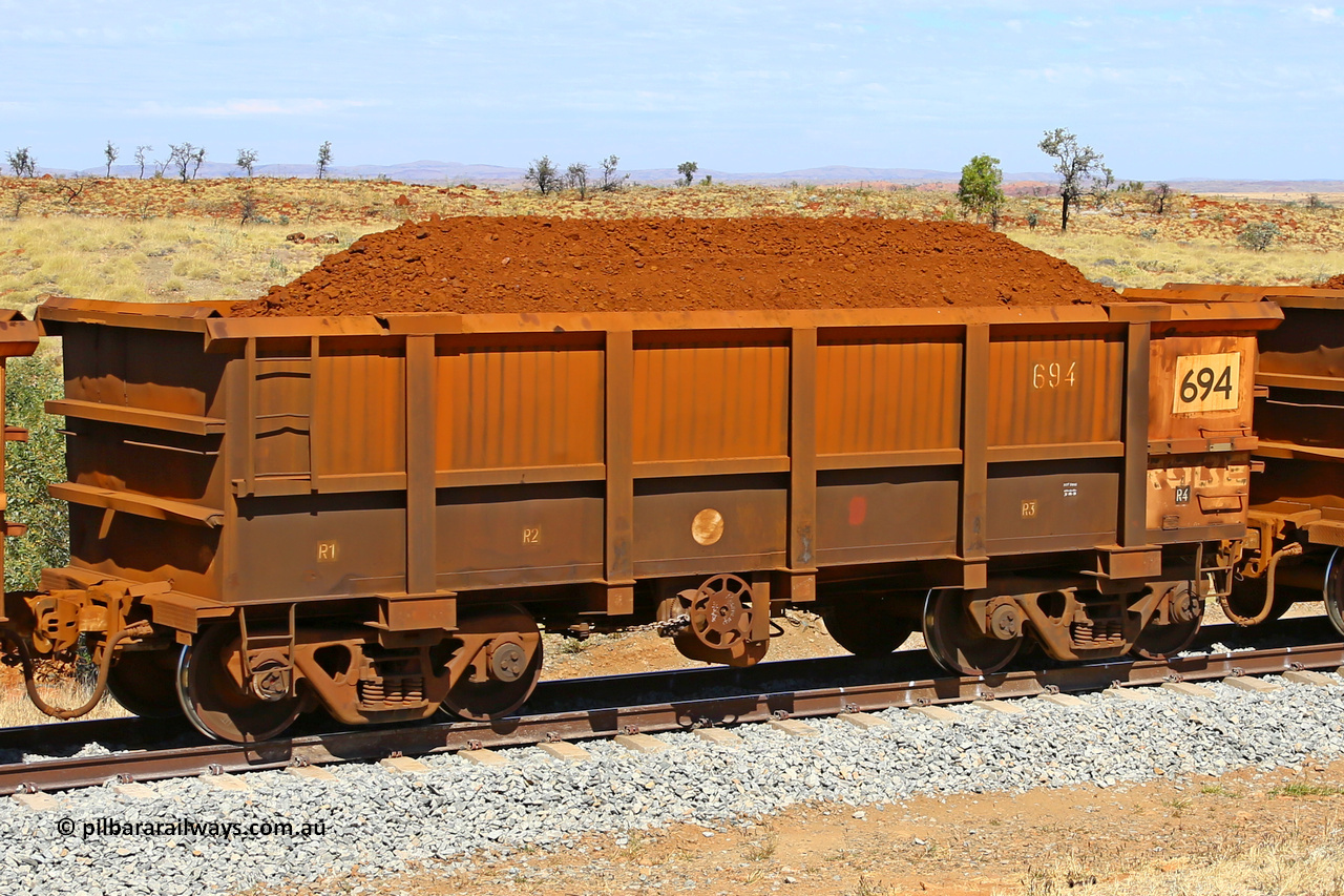 0694 170729 0225
Robe River ore waggon 694, built by Tomlinson Steel WA, fixed coupler handbrake side loaded view at the 103 km, between Maitland Siding and the Fortescue River on the Deepdale line. July 29, 2017.
Keywords: 694;Tomlinson-Steel-WA;Robe-ore-waggon;