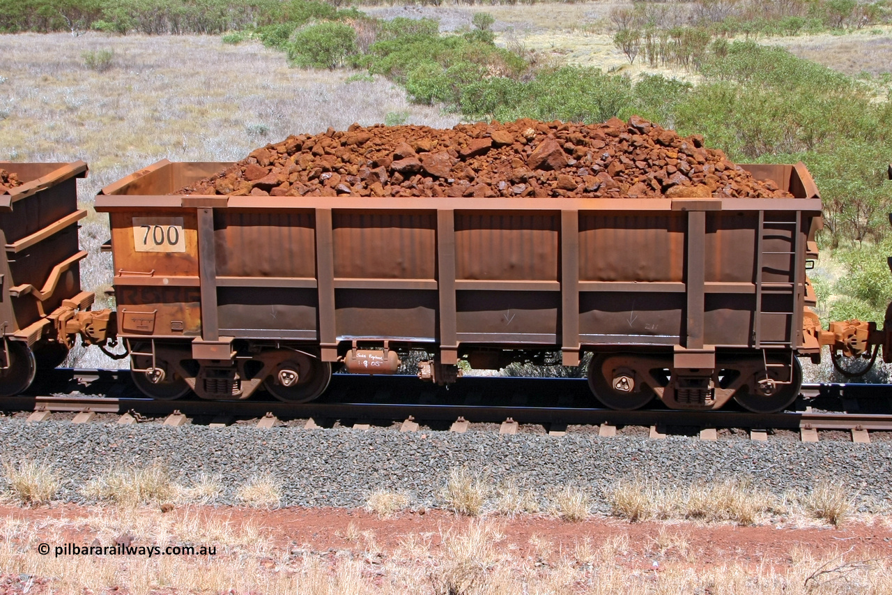 0700 081209 0148
Robe River ore waggon 700, built by Tomlinson Steel WA, fixed coupler non-handbrake side loaded view at the 7 km location just south of Cape Lambert yard. December 9, 2008.
Keywords: 700;Tomlinson-Steel-WA;Robe-ore-waggon;