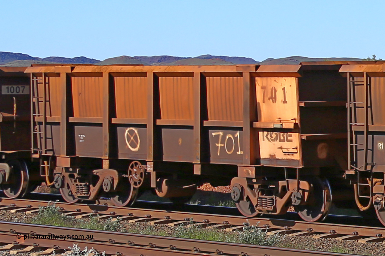 0701 160727 0958
Robe River ore waggon 701, built by Tomlinson Steel WA, rotary coupler end handbrake side empty view at Harding Siding on the Cape Lambert line, July 27, 2016.
Keywords: 701;Tomlinson-Steel-WA;Robe-ore-waggon;
