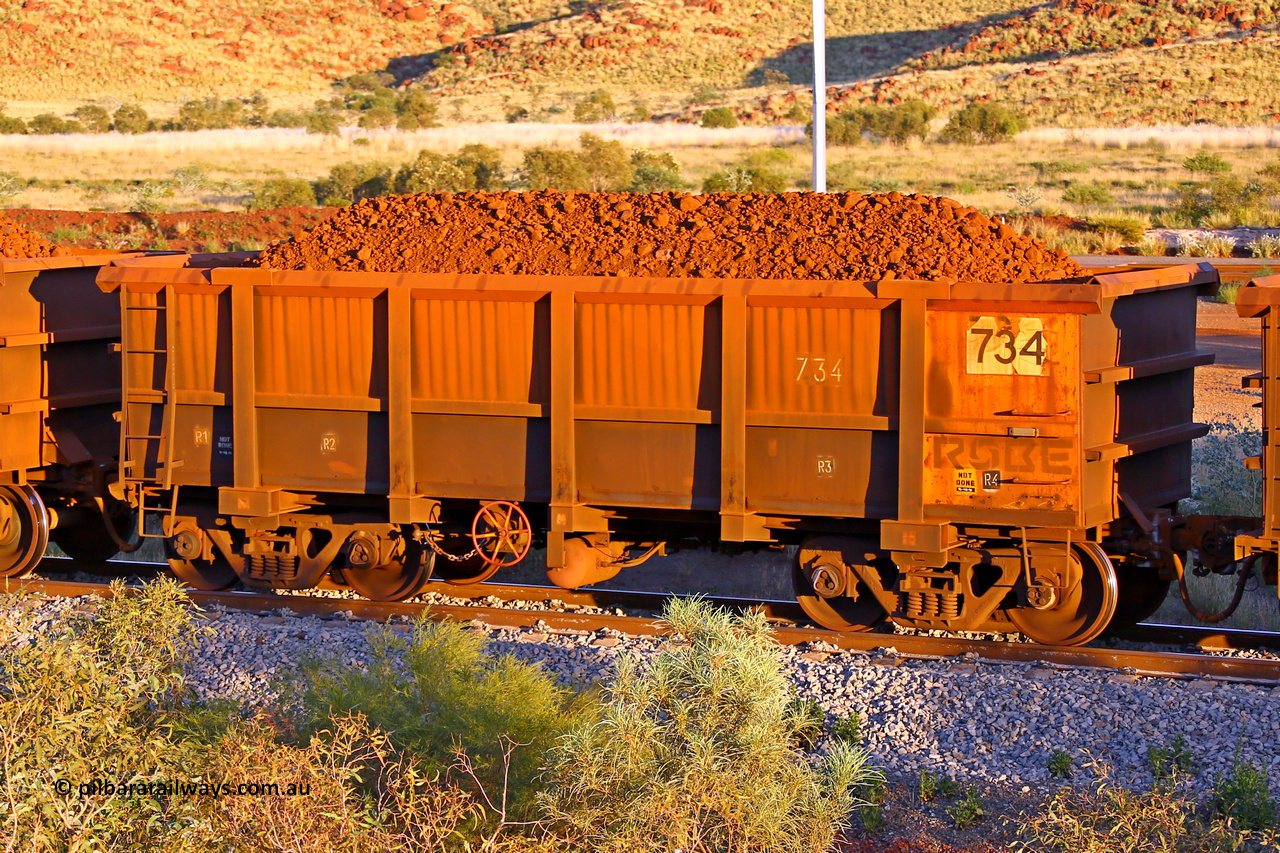 0734 170513 8628
Robe River ore waggon 734, built by Tomlinson Steel WA, rotary coupler end handbrake side loaded view, Cape Lambert yard, May 13, 2017.
Keywords: 734;Tomlinson-Steel-WA;Robe-ore-waggon;