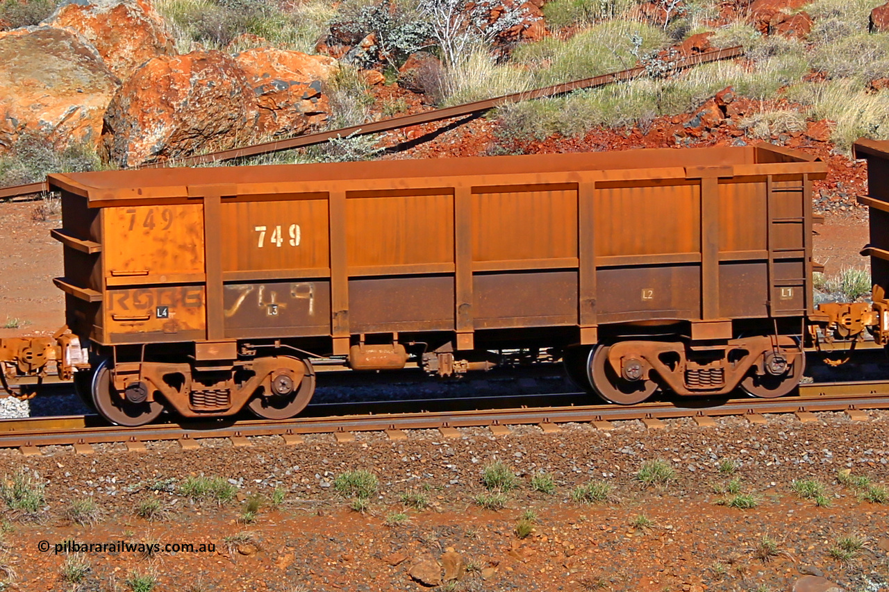 0749 180616 1709
Robe River ore waggon 749, built by Tomlinson Steel WA, rotary coupler end non-handbrake side empty view at the 38 km, Harding on the Cape Lambert line, June 16, 2018.
Keywords: 749;Tomlinson-Steel-WA;Robe-ore-waggon;