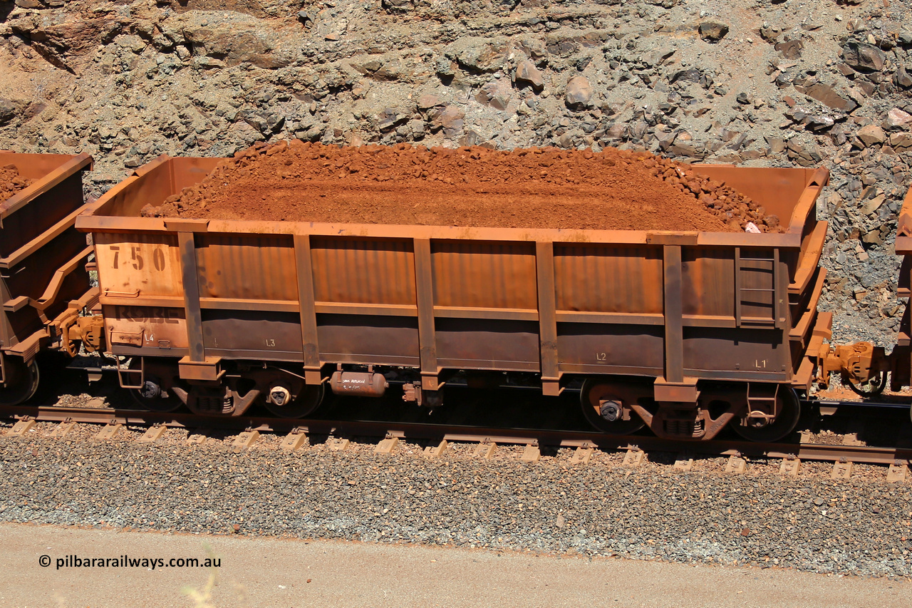 0750 160306 1627
Robe River ore waggon 750, built by Tomlinson Steel WA, fixed coupler non-handbrake side loaded view, at the 45 km, Harding Siding on the Cape Lambert line. March 6, 2016.
Keywords: 750;Tomlinson-Steel-WA;Robe-ore-waggon;