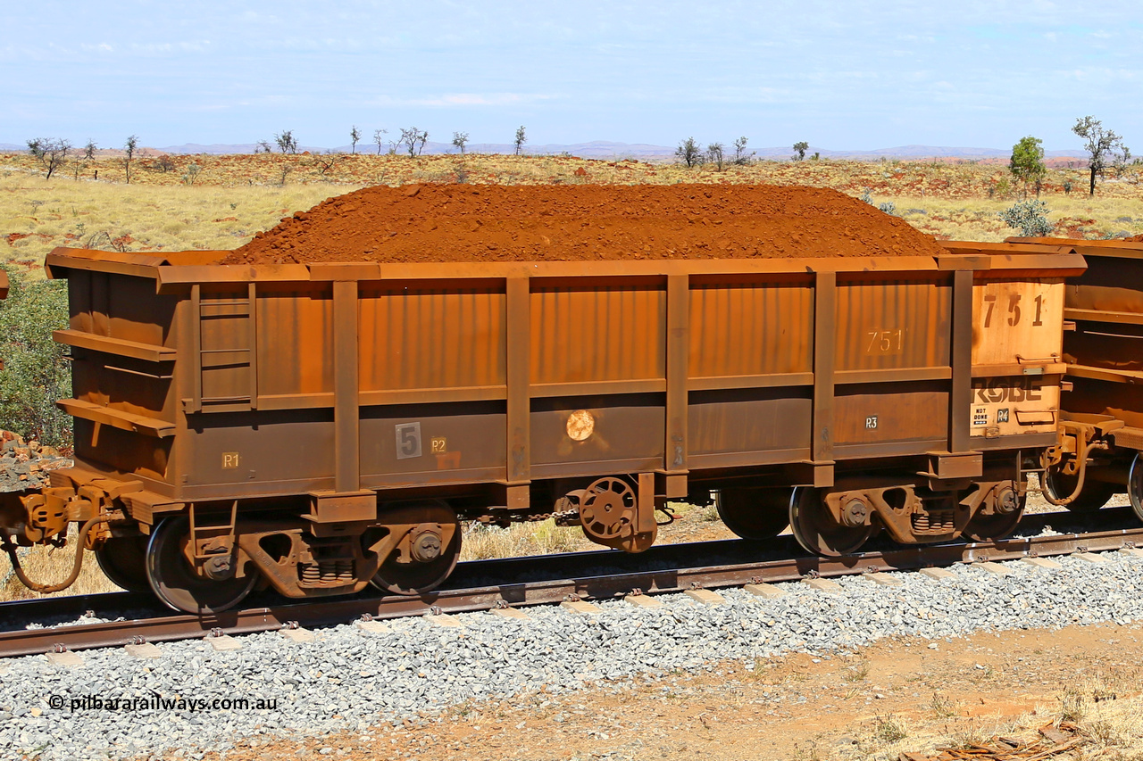 0751 170729 0226
Robe River ore waggon 751, built by Tomlinson Steel WA, fixed coupler handbrake side loaded view at the 103 km, between Maitland Siding and the Fortescue River on the Deepdale line. July 29, 2017.
Keywords: 751;Tomlinson-Steel-WA;Robe-ore-waggon;