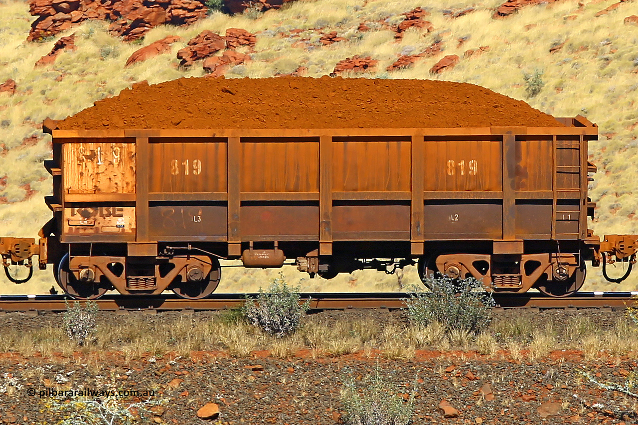 0819 170728 09939
Robe River ore waggon 819, built by Centurion Industries WA, non-handbrake side loaded view at the 72 km, Western Creek on the Deepdale line. July 28, 2017.
Keywords: 819;Centurion-Industries-WA;Robe-ore-waggon;