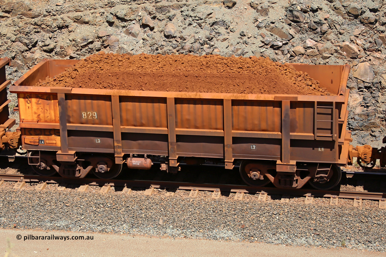 0829 160306 1596
Robe River ore waggon 829, built by Centurion Industries WA, fixed coupler non-handbrake side loaded view, at the 45 km, Harding Siding on the Cape Lambert line. March 6, 2016.
Keywords: 829;Centurion-Industries-WA;Robe-ore-waggon;