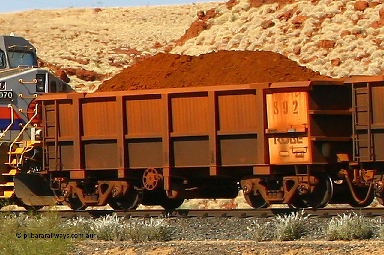 0892 070908 0604
Robe River ore waggon 892, built by Centurion Industries WA, rotary coupler end handbrake side loaded view at the 78.8 km between Western Creek and Maitland on the Deepdale line. July 22, 2006.
Keywords: 892;Centurion-Industries-WA;Robe-ore-waggon;