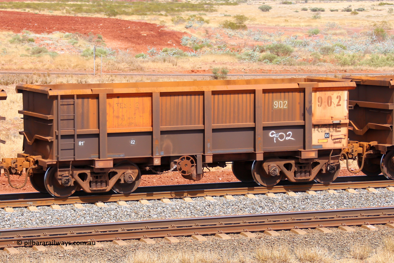 0902 141124 6835
Robe River ore waggon 902, built by Centurion Industries WA, fixed coupler handbrake side empty view at the 25 km at Arches Siding on the Cape Lambert line. November 24, 2014.
Keywords: 902;Centurion-Industries-WA;Robe-ore-waggon;