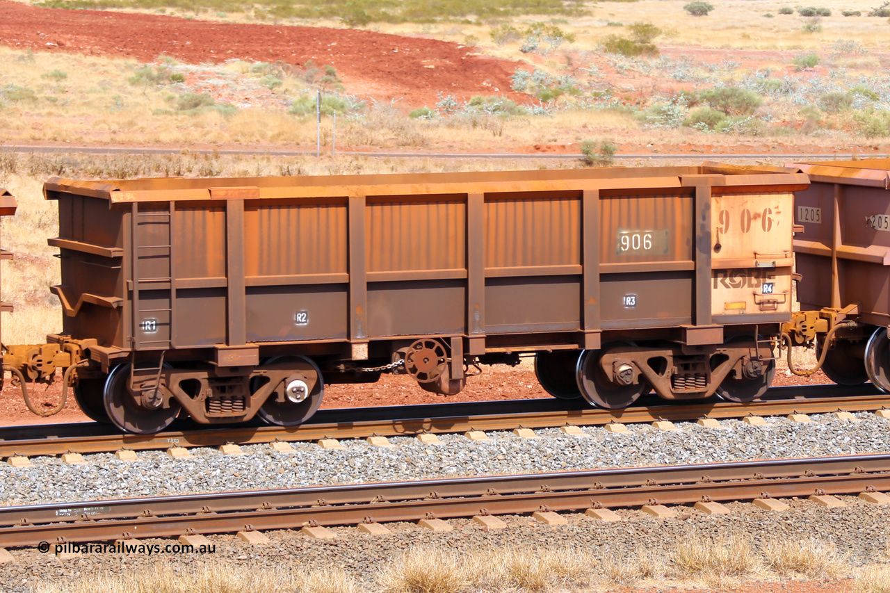 0906 141124 6825
Robe River ore waggon 906, built by Centurion Industries WA, fixed coupler handbrake side empty view at the 25 km at Arches Siding on the Cape Lambert line. November 24, 2014.
Keywords: 906;Centurion-Industries-WA;Robe-ore-waggon;