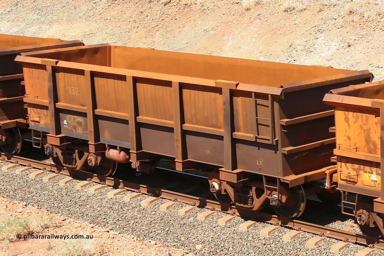0932 160306 1357
Robe River ore waggon 932, built by Centurion Industries WA, fixed coupler non-handbrake side empty view at Greenpool on the Cape Lambert line. March 6, 2016.
Keywords: 932;Centurion-Industries-WA;Robe-ore-waggon;