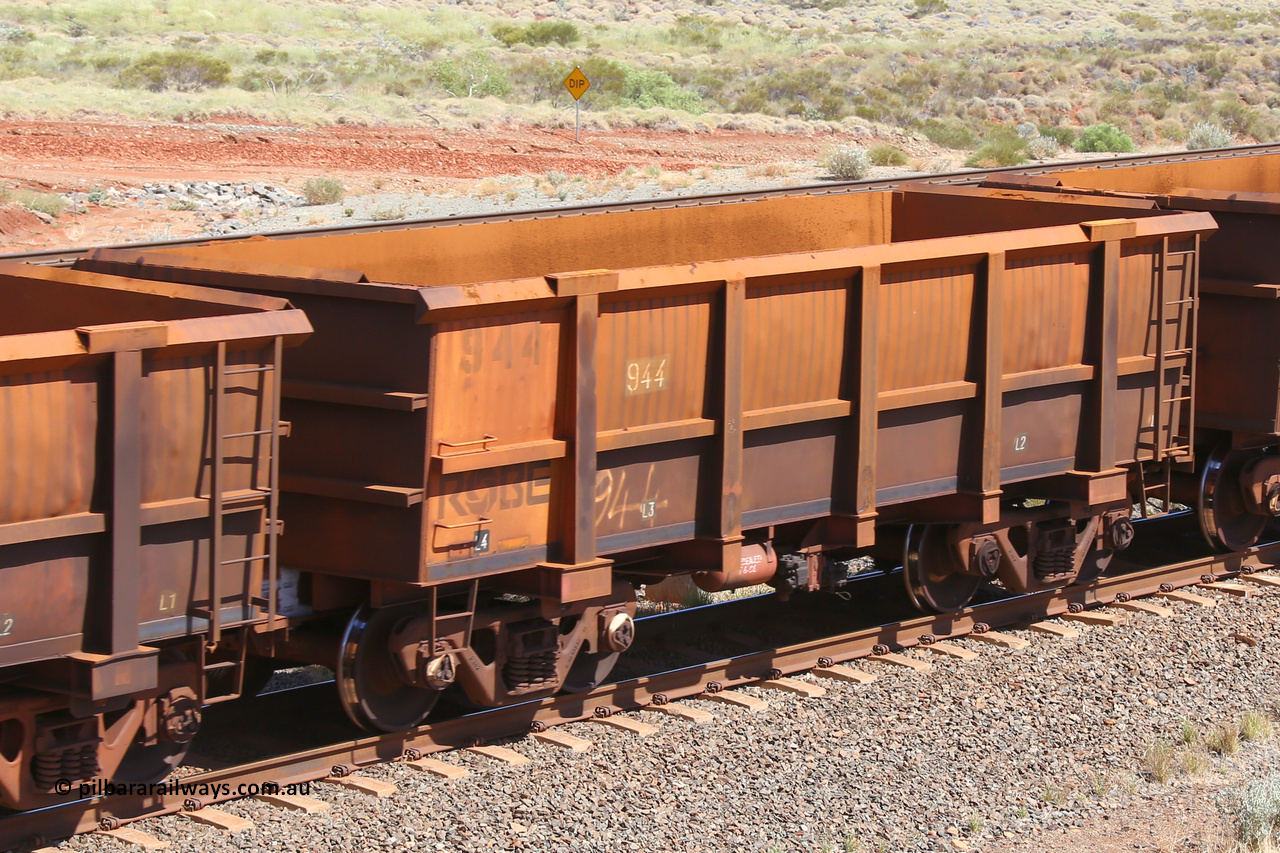 0944 160306 1232
Robe River ore waggon 944, built by Centurion Industries WA, fixed coupler non-handbrake side empty view at Greenpool on the Cape Lambert line. March 6, 2016.
Keywords: 944;Centurion-Industries-WA;Robe-ore-waggon;