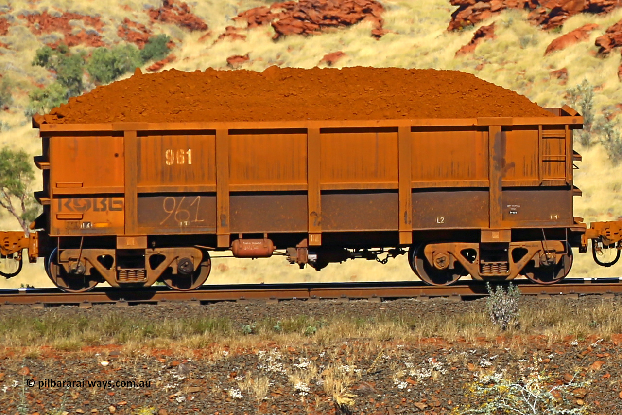 0961 170728 09937
Robe River ore waggon 961, built by Centurion Industries WA, non-handbrake side loaded view at the 72 km, Western Creek on the Deepdale line. July 28, 2017.
Keywords: 961;Centurion-Industries-WA;Robe-ore-waggon;