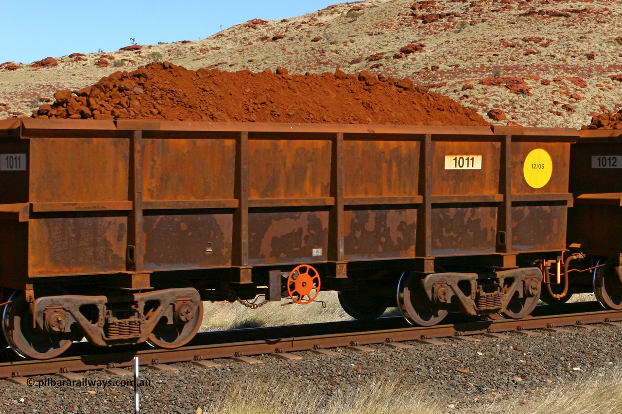 1011 060722 7484
Robe River ore waggon 1011, built by Bradken Rail Qld in December 2005, handbrake side loaded view at the 78.8 km between Western Creek and Maitland on the Deepdale line. July 22, 2006.
Keywords: 1011;Bradken-Rail-Qld;Robe-ore-waggon;