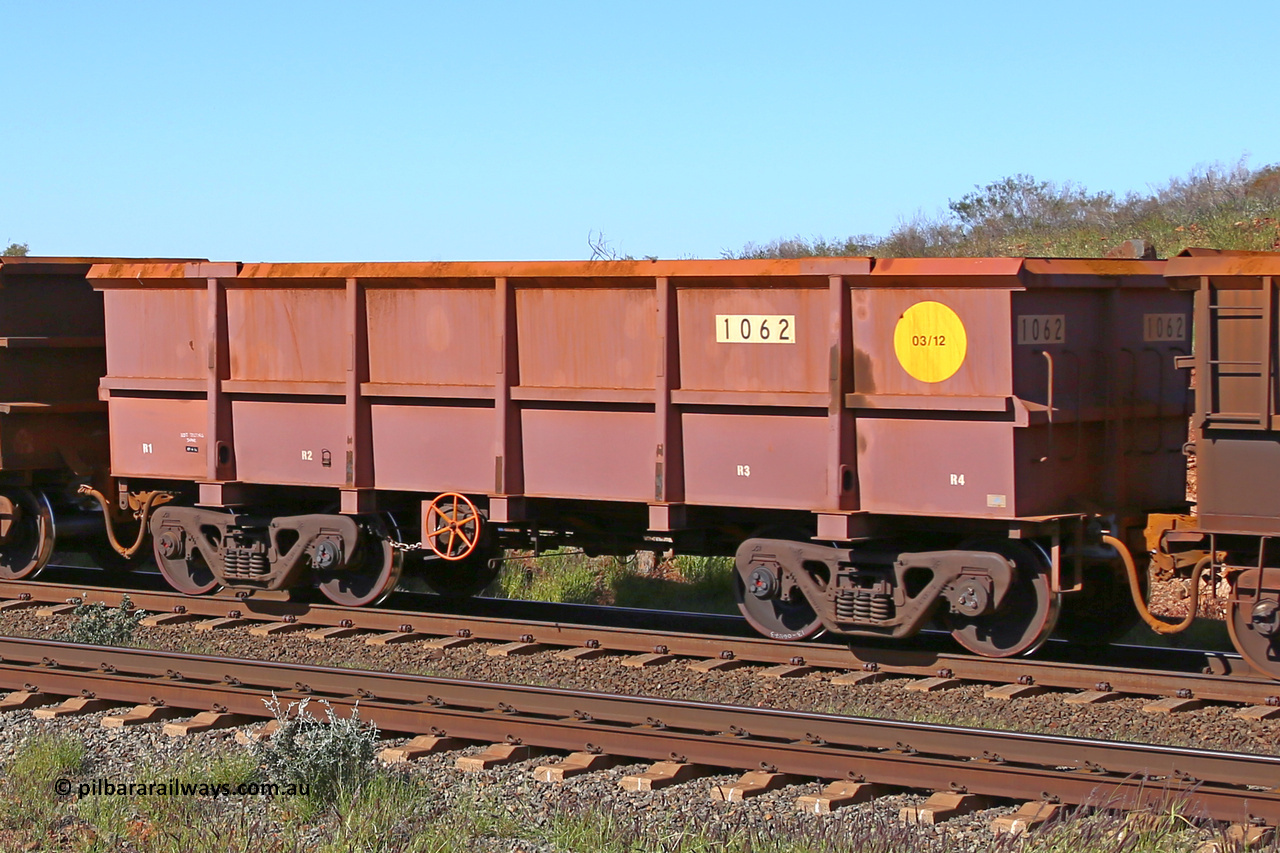 1062 160727 0986
Robe River ore waggon 1062, built by Bradken Rail Qld in March 2012, rotary coupler end handbrake side empty view at Harding Siding on the Cape Lambert line, July 27, 2016.
Keywords: 1062;Bradken-Rail-Qld;Robe-ore-waggon;