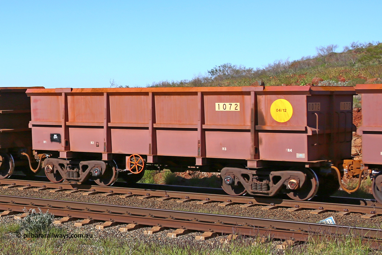 1072 160727 0987
Robe River ore waggon 1072, built by Bradken Rail Qld in April 2012, rotary coupler end handbrake side empty view at Harding Siding on the Cape Lambert line, July 27, 2016.
Keywords: 1072;Bradken-Rail-Qld;Robe-ore-waggon;