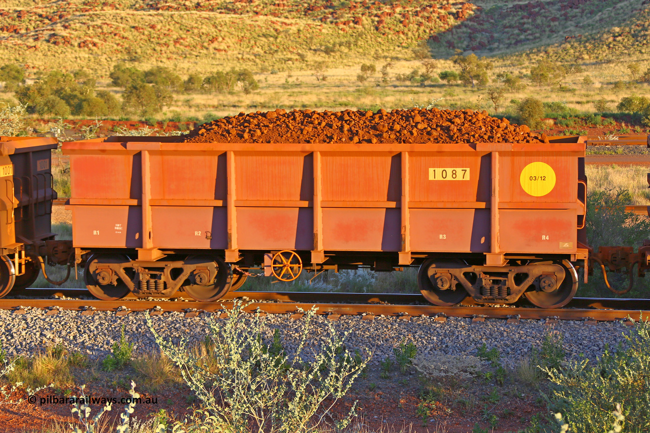 1087 170513 8706
Robe River ore waggon 1087, built by Bradken Rail Qld in March 2012, rotary coupler end handbrake side loaded view, Cape Lambert yard, May 13, 2017.
Keywords: 1087;Bradken-Rail-Qld;Robe-ore-waggon;