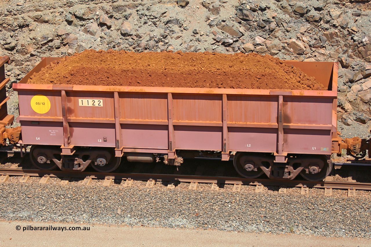 1122 160306 1574
Robe River ore waggon 1122, built by Bradken Rail Qld in May 2012, fixed coupler non-handbrake side loaded view, at the 45 km, Harding Siding on the Cape Lambert line. March 6, 2016.
Keywords: 1122;Bradken-Rail-Qld;Robe-ore-waggon;