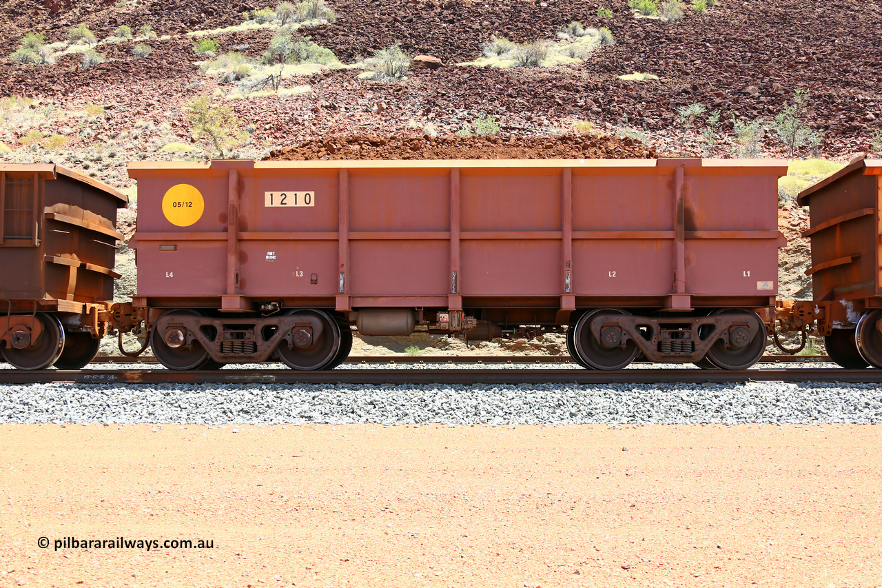 1210 160306 1415
Robe River ore waggon 1210, built by Bradken Rail Qld in May 2012, non-handbrake side loaded view at Greenpool on the Cape Lambert line. March 6, 2016.
Keywords: 1210;Bradken-Rail-Qld;Robe-ore-waggon;