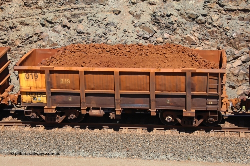 0019 160306 1517
Robe River ore waggon 019, built by Nippon Sharyo Nihon, fixed coupler non-handbrake side loaded view at the 45 km, Harding Siding on the Cape Lambert line. March 6, 2016.
Keywords: 019;Nippon-Sharyo-Nihon;Robe-ore-waggon;