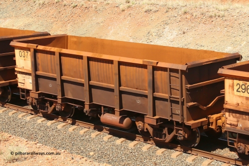 0037 160306 1277
Robe River ore waggon 037, built by Centurion Industries WA, fixed coupler non-handbrake side empty view with 'drop rib' and Centurion Industries waybill holder, suspected replacement built body, at Greenpool on the Cape Lambert line. March 6, 2016.
Keywords: 037;Centurion-Industries-WA;Robe-ore-waggon;
