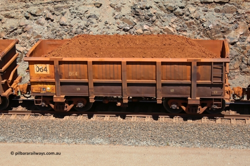 0064 160306 1548
Robe River ore waggon 064, built by Nippon Sharyo Nihon, fixed coupler non-handbrake side loaded view at the 45 km, Harding Siding on the Cape Lambert line. March 6, 2016.
Keywords: 064;Nippon-Sharyo-Nihon;Robe-ore-waggon;