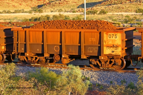 0075 170513 8630
Robe River ore waggon 075, built by Nippon Sharyo Nihon, handbrake side loaded view, Cape Lambert yard, May 13, 2017.
Keywords: 075;Nippon-Sharyo-Nihon;Robe-ore-waggon;