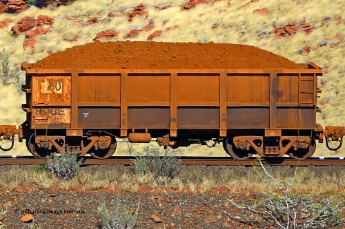 0080 170728 09943
Robe River ore waggon 080, built by Nippon Sharyo Nihon, non-handbrake side loaded view at the 72 km, Western Creek on the Deepdale line. July 28, 2017.
Keywords: 080;Nippon-Sharyo-Nihon;Robe-ore-waggon;