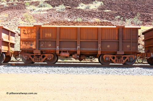 0216 160306 1413
Robe River ore waggon 216, built by Nippon Sharyo Nihon, non-handbrake side loaded view at Greenpool on the Cape Lambert line. March 6, 2016.
Keywords: 216;Nippon-Sharyo-Nihon;Robe-ore-waggon;