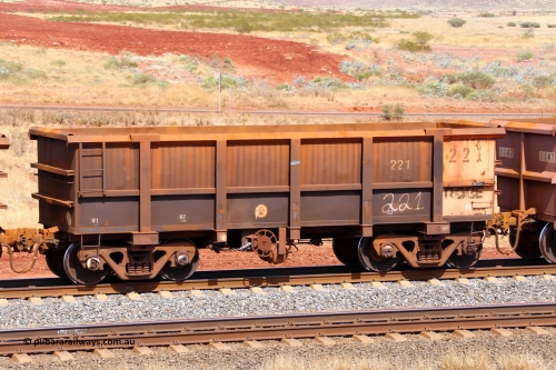 0221 141124 6847
Robe River ore waggon 221, built by Nippon Sharyo Nihon, fixed coupler handbrake side empty view at the 25 km at Arches Siding on the Cape Lambert line. November 24, 2014.
Keywords: 221;Nippon-Sharyo-Nihon;Robe-ore-waggon;