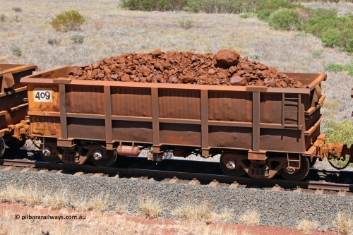 0409 081209 0155
Robe River ore waggon 409, built by Tomlinson Steel WA, fixed coupler non-handbrake side loaded view at the 7 km location just south of Cape Lambert yard. December 9, 2008.
Keywords: 409;Tomlinson-Steel-WA;Robe-ore-waggon;