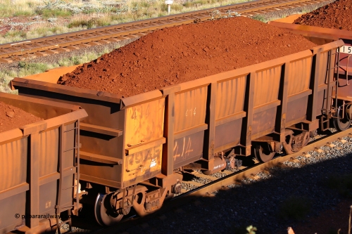 0414 210322 9730
Robe River ore waggon 414, built by Tomlinson Steel WA, rotary coupler end non-handbrake side loaded view at the 17 km on the Cape Lambert line, March 22, 2021.
Keywords: 414;Tomlinson-Steel-WA;Robe-ore-waggon;