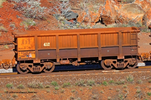 0432 180616 1722
Robe River ore waggon 432, built by Tomlinson Steel WA, rotary coupler end non-handbrake side empty view at the 38 km, Harding on the Cape Lambert line, June 16, 2018.
Keywords: 432;Tomlinson-Steel-WA;Robe-ore-waggon;