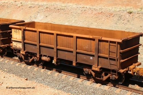 0461 160306 1333
Robe River ore waggon 461, built by Tomlinson Steel WA, fixed coupler non-handbrake side empty view at Greenpool on the Cape Lambert line. March 6, 2016.
Keywords: 461;Tomlinson-Steel-WA;Robe-ore-waggon;