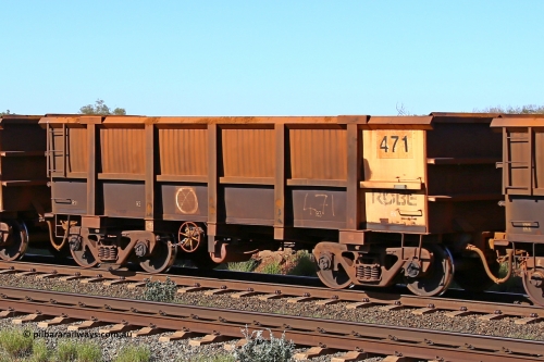 0471 160727 0966
Robe River ore waggon 471, built by Tomlinson Steel WA, rotary coupler end handbrake side empty view at Harding Siding on the Cape Lambert line, July 27, 2016.
Keywords: 471;Tomlinson-Steel-WA;Robe-ore-waggon;