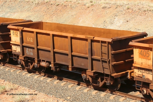 0612 160306 1338
Robe River ore waggon 612, built by Tomlinson Steel WA, fixed coupler non-handbrake side empty view at Greenpool on the Cape Lambert line. March 6, 2016.
Keywords: 612;Tomlinson-Steel-WA;Robe-ore-waggon;