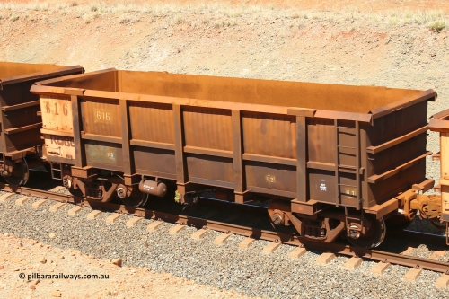 0616 160306 1237
Robe River ore waggon 616, built by Tomlinson Steel WA, fixed coupler non-handbrake side empty view at Greenpool on the Cape Lambert line. March 6, 2016.
Keywords: 616;Tomlinson-Steel-WA;Robe-ore-waggon;