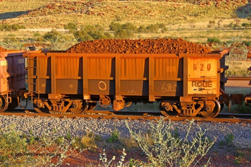 0620 170513 8647
Robe River ore waggon 620, built by Tomlinson Steel WA, handbrake side loaded view, Cape Lambert yard, May 13, 2017.
Keywords: 620;Tomlinson-Steel-WA;Robe-ore-waggon;