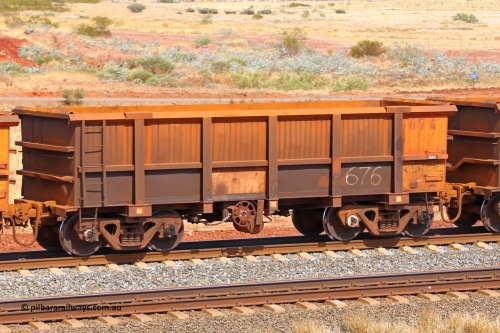 0676 141124 6782
Robe River ore waggon 676, built by Tomlinson Steel WA, fixed coupler handbrake side empty view at the 25 km at Arches Siding on the Cape Lambert line. November 24, 2014.
Keywords: 676;Tomlinson-Steel-WA;Robe-ore-waggon;
