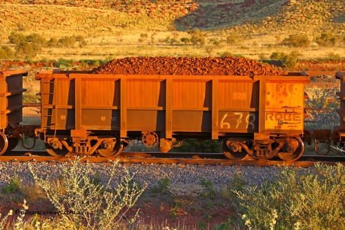 0678 170513 8672
Robe River ore waggon 678, built by Tomlinson Steel WA, handbrake side loaded view, Cape Lambert yard, May 13, 2017.
Keywords: 678;Tomlinson-Steel-WA;Robe-ore-waggon;