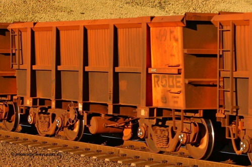 0691 060722 7607
Robe River ore waggon 691, built by Tomlinson Steel WA, rotary coupler end handbrake side empty view, at the 11.7 km, Cape Lambert. July 22, 2006.
Keywords: 691;Tomlinson-Steel-WA;Robe-ore-waggon;