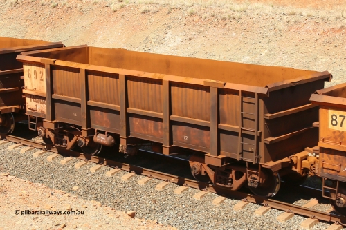 0692 160306 1280
Robe River ore waggon 692, built by Tomlinson Steel WA, fixed coupler non-handbrake side empty view at Greenpool on the Cape Lambert line. March 6, 2016.
Keywords: 692;Tomlinson-Steel-WA;Robe-ore-waggon;