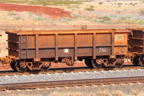 0732 141124 6827
Robe River ore waggon 732, built by Tomlinson Steel WA, fixed coupler handbrake side empty view at the 25 km at Arches Siding on the Cape Lambert line. November 24, 2014.
Keywords: 732;Tomlinson-Steel-WA;Robe-ore-waggon;