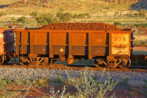 0739 170513 8676
Robe River ore waggon 739, built by Tomlinson Steel WA, rotary coupler end handbrake side loaded view, Cape Lambert yard, May 13, 2017.
Keywords: 739;Tomlinson-Steel-WA;Robe-ore-waggon;