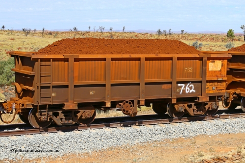 0762 170729 0243
Robe River ore waggon 762, built by Centurion Industries WA, fixed coupler handbrake side loaded view at the 103 km, between Maitland Siding and the Fortescue River on the Deepdale line. July 29, 2017.
Keywords: 762;Centurion-Industries-WA;Robe-ore-waggon;