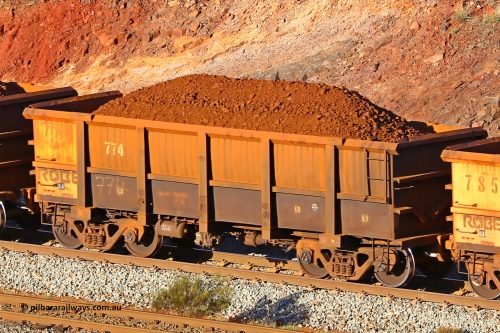 0774 180616 1651
Robe River ore waggon 774, built by Centurion Industries WA, fixed coupler non-handbrake side loaded view at the 38.5 km, Harding on the Cape Lambert line, June 16, 2018.
Keywords: 774;Centurion-Industries-WA;Robe-ore-waggon;