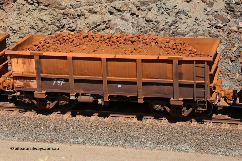 0787 160306 1663
Robe River ore waggon 787, built by Centurion Industries WA, fixed coupler non-handbrake side loaded view, at the 45 km, Harding Siding on the Cape Lambert line. March 6, 2016.
Keywords: 787;Centurion-Industries-WA;Robe-ore-waggon;