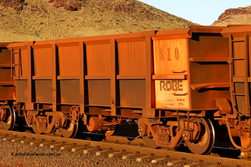 0810 060722 7586
Robe River ore waggon 810, built by Centurion Industries WA, rotary coupler end handbrake side empty view, at the 11.7 km, Cape Lambert. July 22, 2006.
Keywords: 810;Centurion-Industries-WA;Robe-ore-waggon;